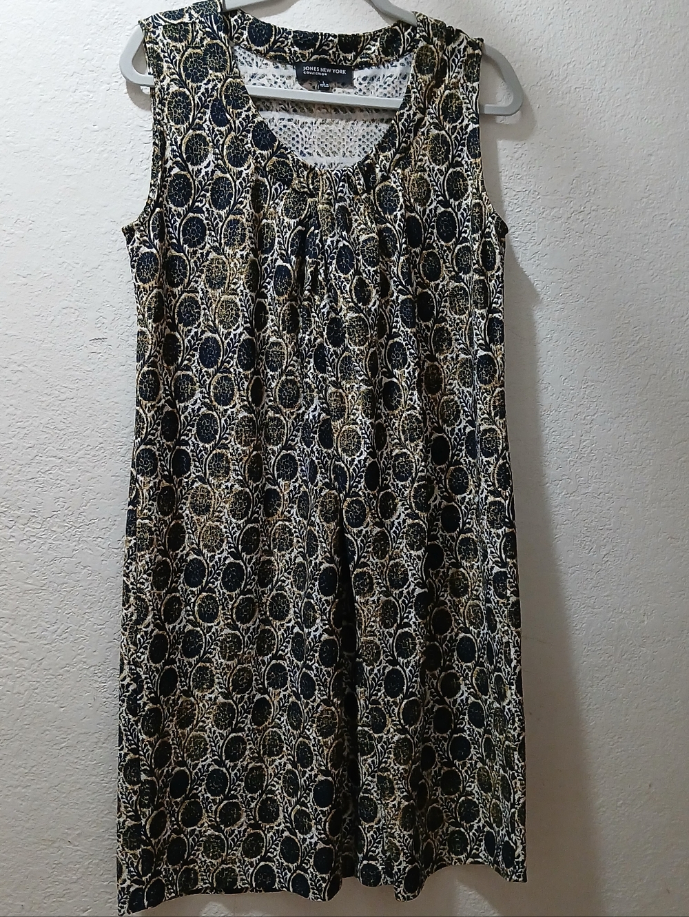 Jones New York Navy and Gold Sleeveless Printed Shift Dress